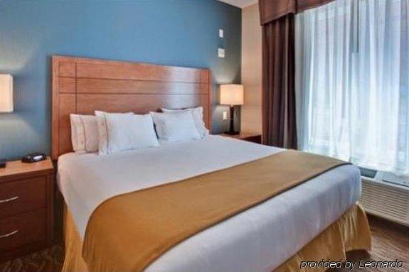 Sandman Hotel And Suites Squamish Rom bilde